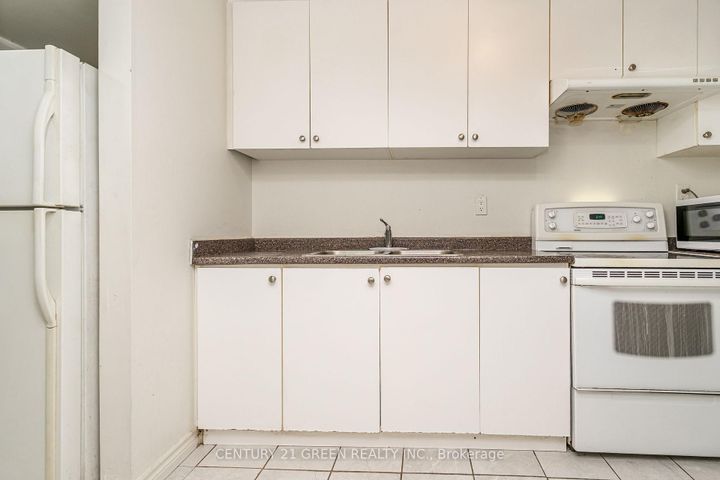 Photo 35 at 449 Aspendale Crescent, Meadowvale Village, Mississauga