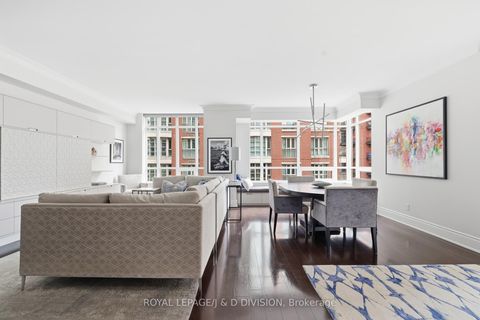 Photo 3 at 401 - 55 Delisle Avenue, St. Clair, Toronto