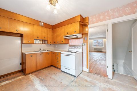 Photo 8 at 15 Marlow Avenue, East York, Toronto