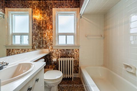 Photo 14 at 15 Marlow Avenue, East York, Toronto