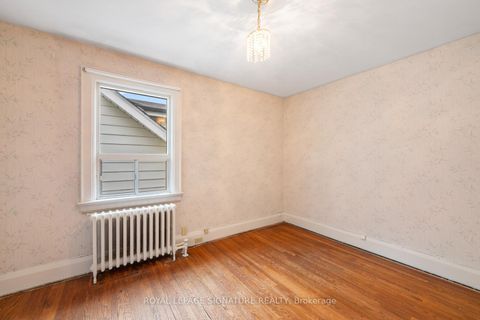 Photo 16 at 15 Marlow Avenue, East York, Toronto