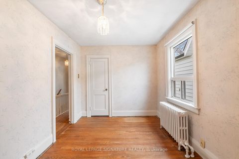 Photo 17 at 15 Marlow Avenue, East York, Toronto