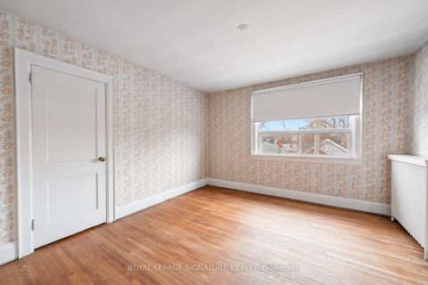 Photo 19 at 15 Marlow Avenue, East York, Toronto