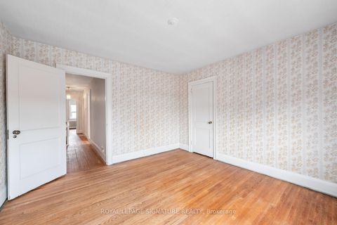 Photo 20 at 15 Marlow Avenue, East York, Toronto