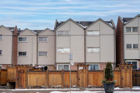 Photo 41 at 20 - 1666 Queen Street E, Woodbine Corridor, Toronto