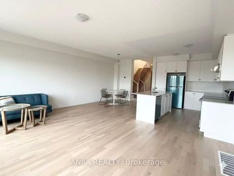 Photo 5 at 65 Greer Street, Rural Barrie Southeast, Barrie