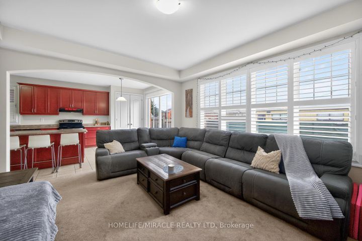 Photo 21 at 32 Agricola Road, Northwest Brampton, Brampton