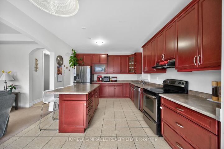 Photo 23 at 32 Agricola Road, Northwest Brampton, Brampton