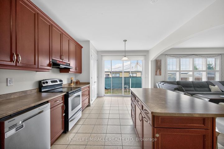 Photo 27 at 32 Agricola Road, Northwest Brampton, Brampton