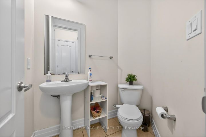 Photo 29 at 32 Agricola Road, Northwest Brampton, Brampton