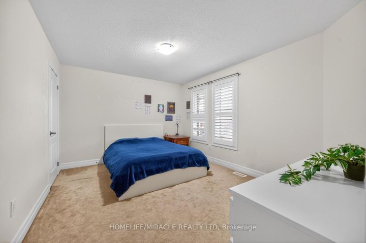 Photo 40 at 32 Agricola Road, Northwest Brampton, Brampton