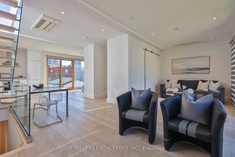 Photo 31 at 163 Wychwood Avenue, Cedarvale, Toronto