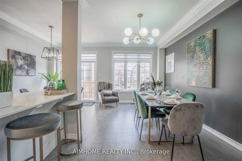 Photo 5 at 73 Sunset Terrace, Vellore Village, Vaughan