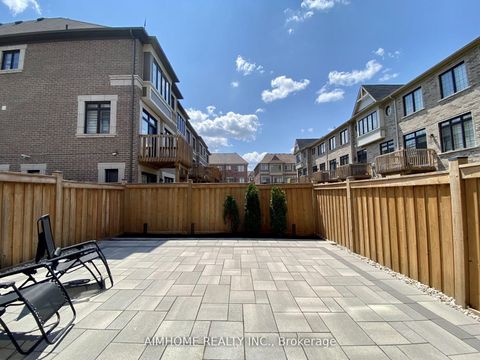 Photo 9 at 73 Sunset Terrace, Vellore Village, Vaughan