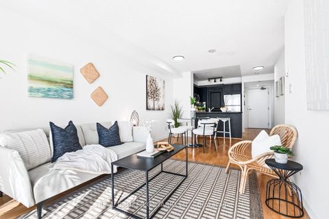 Photo 6 at 204 - 308 Palmerston Avenue, Bellwoods, Toronto