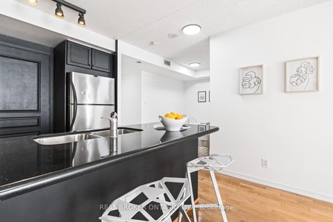 Photo 12 at 204 - 308 Palmerston Avenue, Bellwoods, Toronto