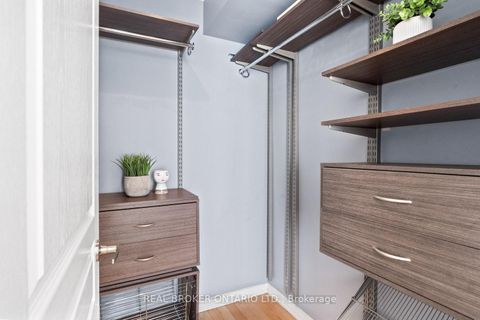 Photo 17 at 204 - 308 Palmerston Avenue, Bellwoods, Toronto