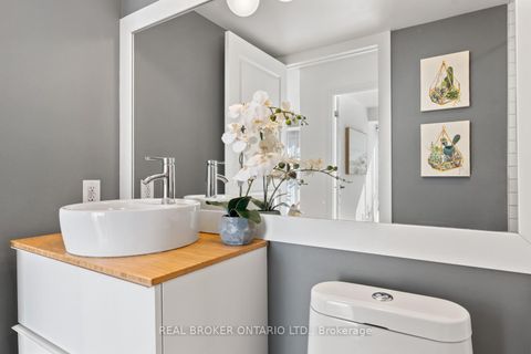 Photo 20 at 204 - 308 Palmerston Avenue, Bellwoods, Toronto