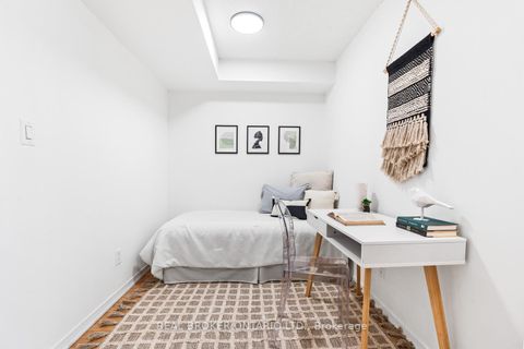 Photo 21 at 204 - 308 Palmerston Avenue, Bellwoods, Toronto