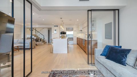 Photo 8 at 613 - 99 Harbour Square, Waterfront Communities C1, Toronto