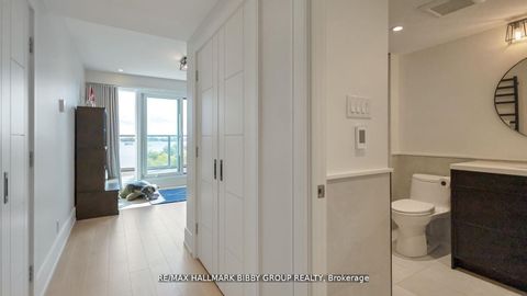 Photo 26 at 613 - 99 Harbour Square, Waterfront Communities C1, Toronto