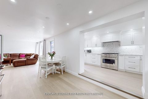 Photo 4 at 20 Bypass Court, Sullivan, Toronto