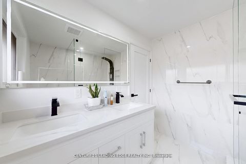 Photo 15 at 20 Bypass Court, Sullivan, Toronto