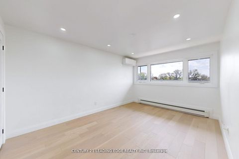 Photo 16 at 20 Bypass Court, Sullivan, Toronto