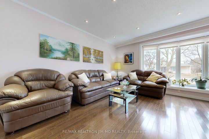 Photo 3 at 50 Nymark Avenue, Don Valley Village, Toronto