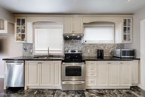 Photo 13 at 50 Nymark Avenue, Don Valley Village, Toronto