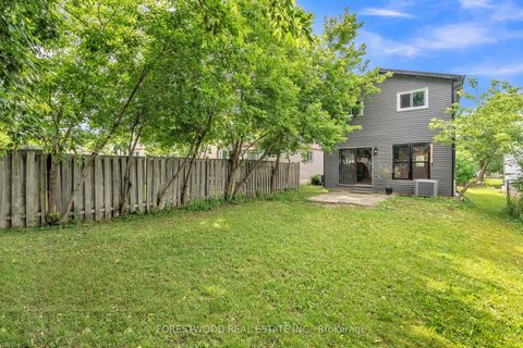 Photo 8 at 24 Argyle Road, Sunnidale, Barrie