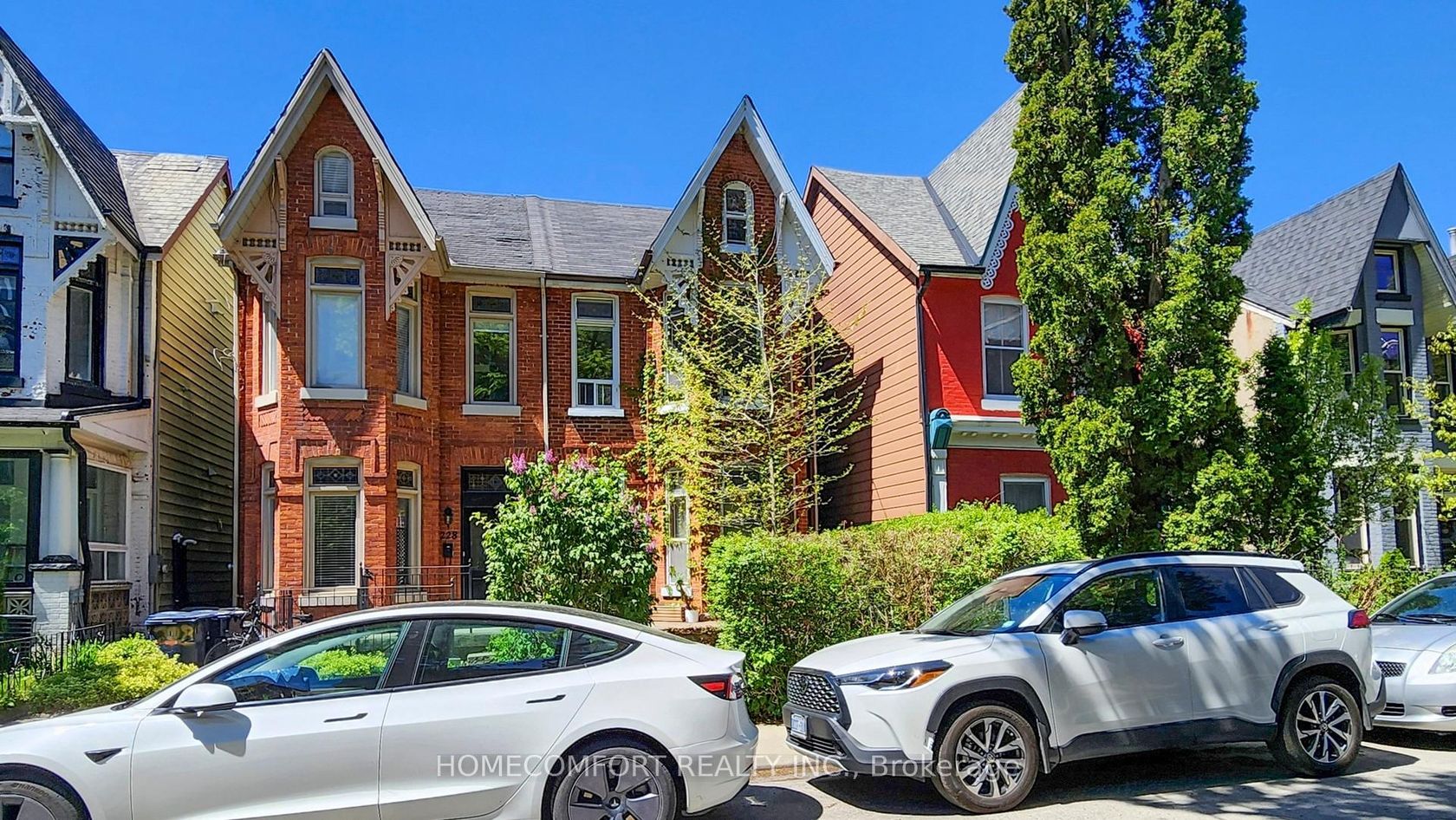 230 Robert Street, University, Toronto by Loree Meneguzzi Real Estate 230 Robert Street, University, Toronto