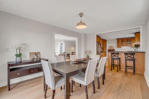 Photo 13 at 33 Avonwick Gate, Donalda, Toronto