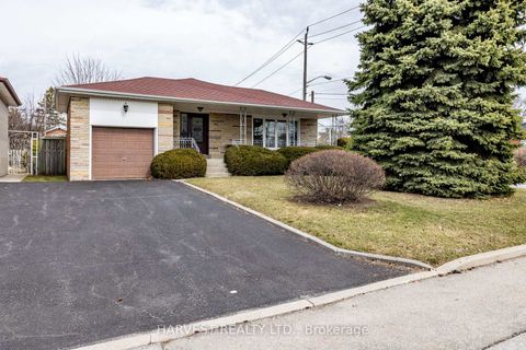 Photo 0 at 92 Acton Avenue, Bathurst Manor, Toronto
