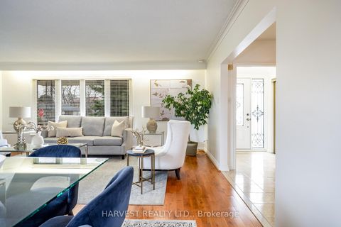 Photo 24 at 92 Acton Avenue, Bathurst Manor, Toronto