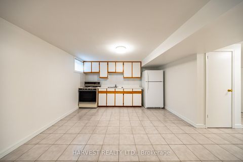 Photo 40 at 92 Acton Avenue, Bathurst Manor, Toronto