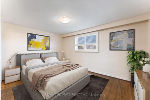 Photo 19 at 37 Brantford Drive, L'Amoreaux, Toronto