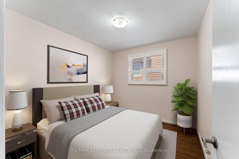 Photo 26 at 37 Brantford Drive, L'Amoreaux, Toronto