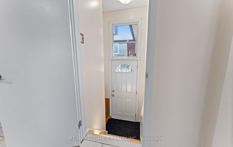 Photo 31 at 37 Brantford Drive, L'Amoreaux, Toronto