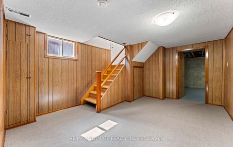 Photo 32 at 37 Brantford Drive, L'Amoreaux, Toronto