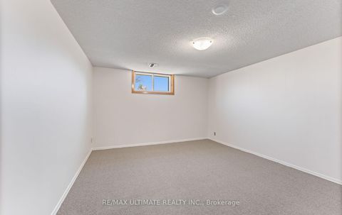 Photo 36 at 37 Brantford Drive, L'Amoreaux, Toronto