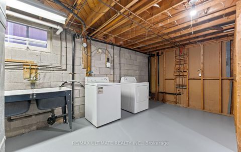 Photo 41 at 37 Brantford Drive, L'Amoreaux, Toronto