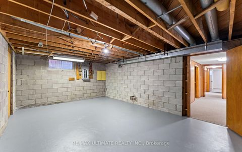 Photo 43 at 37 Brantford Drive, L'Amoreaux, Toronto