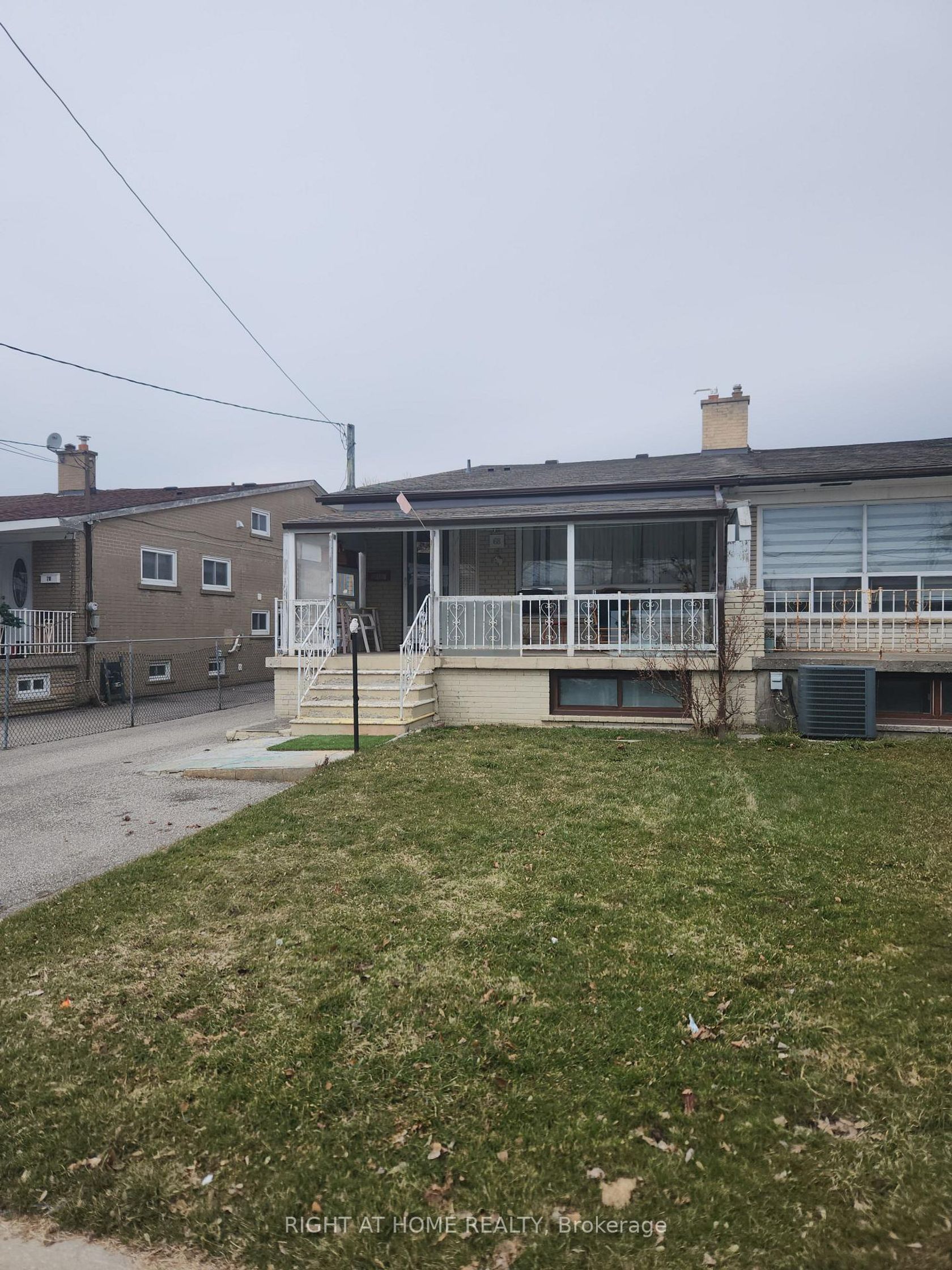 68 Lanyard Road, Humbermede, Toronto 