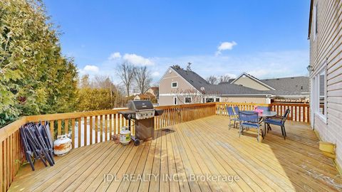 Photo 10 at 11 Red Robin Road, Historic Lakeshore Communities, Georgina