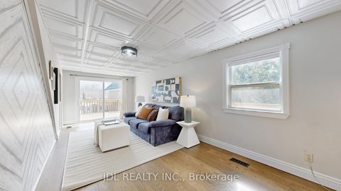 Photo 13 at 11 Red Robin Road, Historic Lakeshore Communities, Georgina