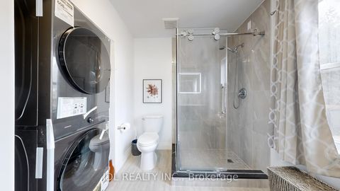 Photo 21 at 11 Red Robin Road, Historic Lakeshore Communities, Georgina