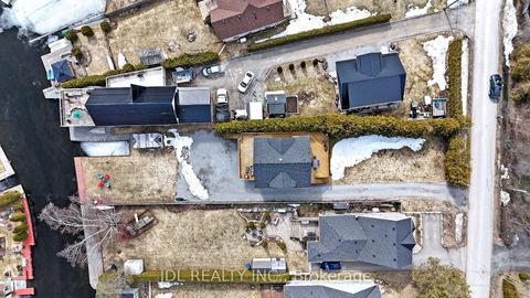 Photo 44 at 11 Red Robin Road, Historic Lakeshore Communities, Georgina