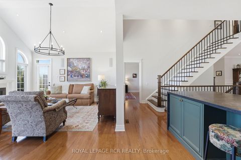 Photo 4 at 88 - 6 Danbrook Court, Aurora Estates, Aurora