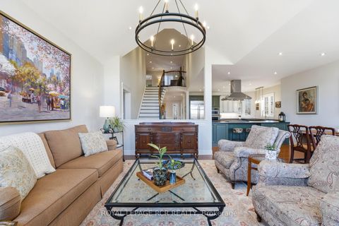 Photo 6 at 88 - 6 Danbrook Court, Aurora Estates, Aurora